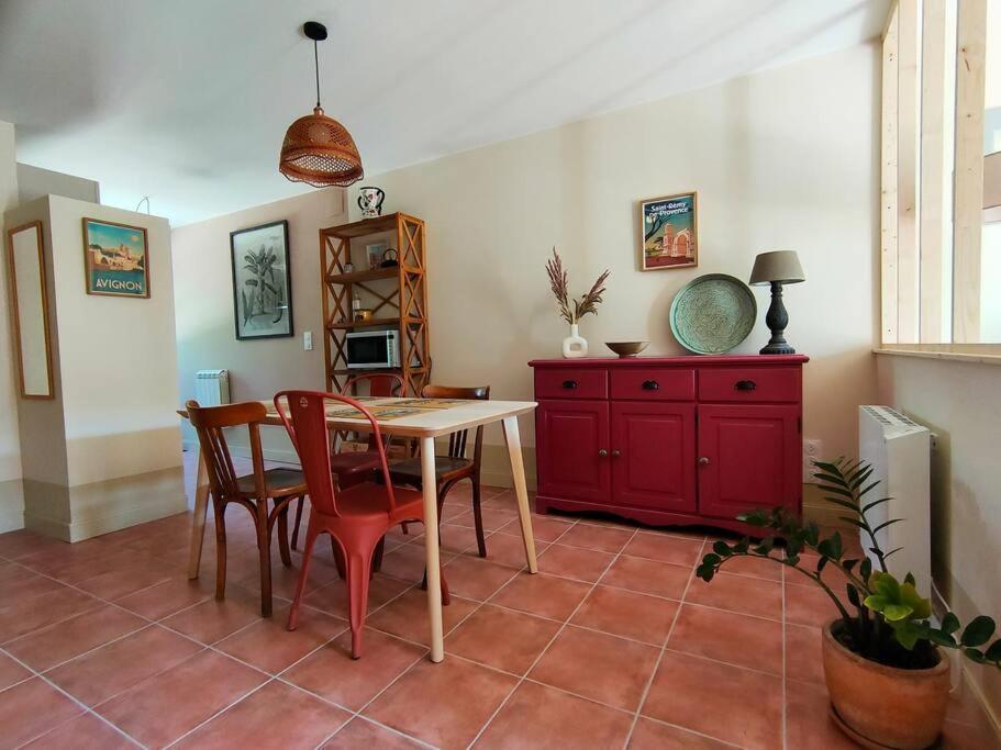 Dolce En Provence Hébergement de vacances *